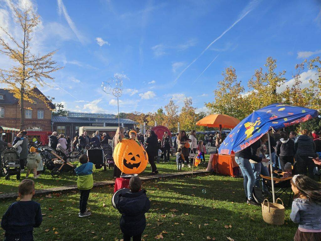 Herbstfest auf dem Wochenmarkt Heusenstamm begeistert große und kleine Marktgäste