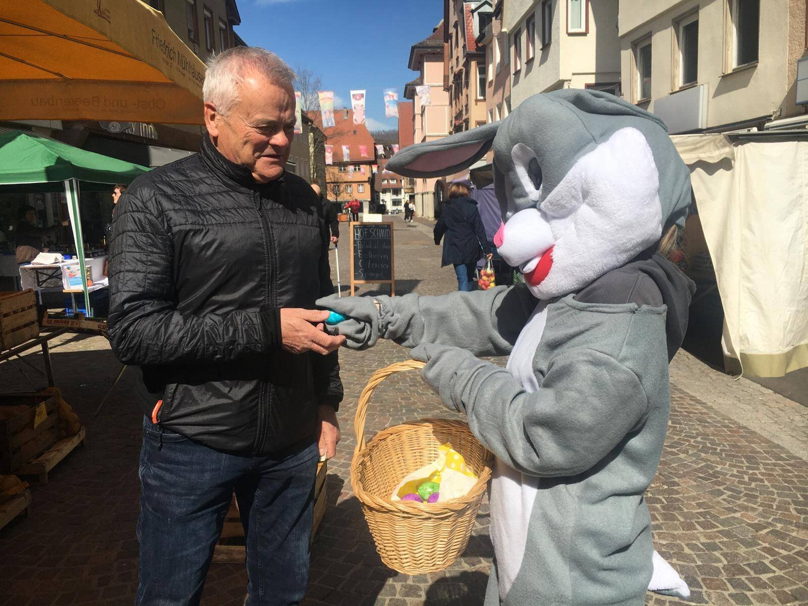 Osterfreude auf den Wochenmärkten in Geislingen