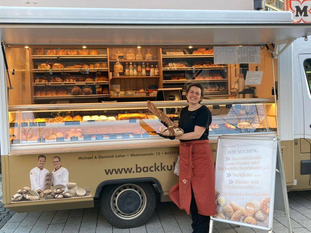 Feines Brot mit Charakter: „Backkultur Loher“ startet auf dem Wochenmarkt Waldkraiburg