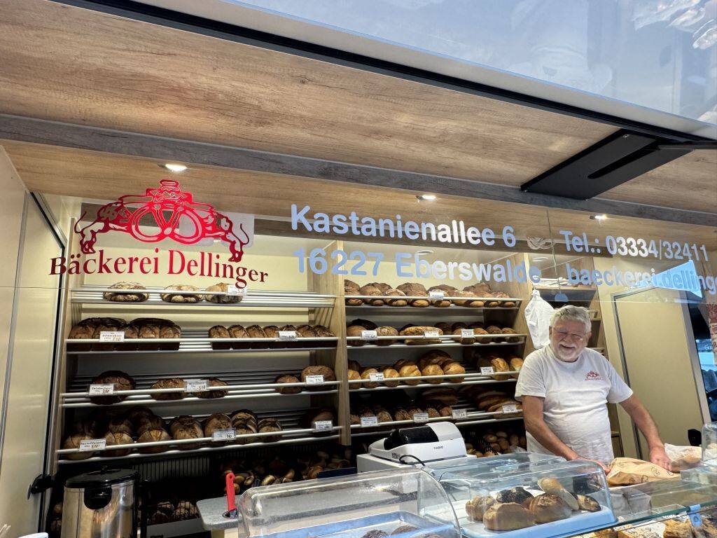Traditionsreiches Handwerk auf dem Wochenmarkt in Eberswalde: Die beliebte Bäckerei-Konditorei Dellinger 