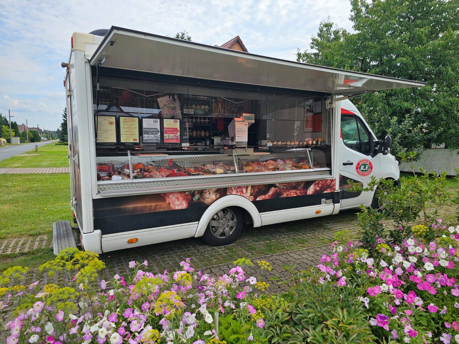 Frische Fleisch- und Wurstspezialitäten auf dem Bauernmarkt Eisenhüttenstadt: Rösner Fleischwaren startet am 21.01.2025