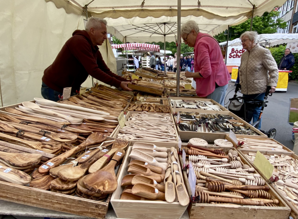 Überraschungen auf dem Wochenmarkt Opladen